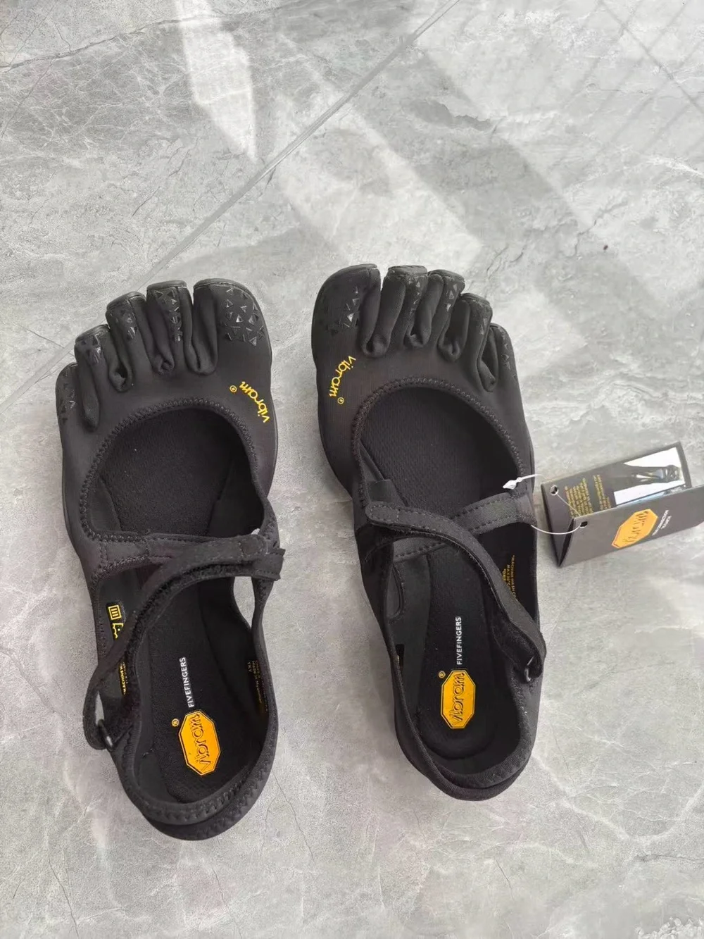 Vibram FiveFingers Women’s Black Five-Toe Athletic Sandals